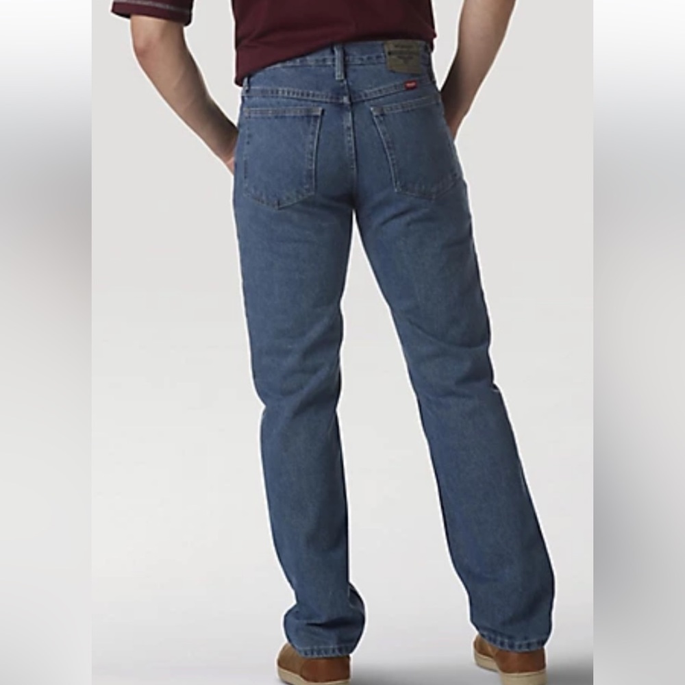 Wrangler Dark Stonewash Jeans
